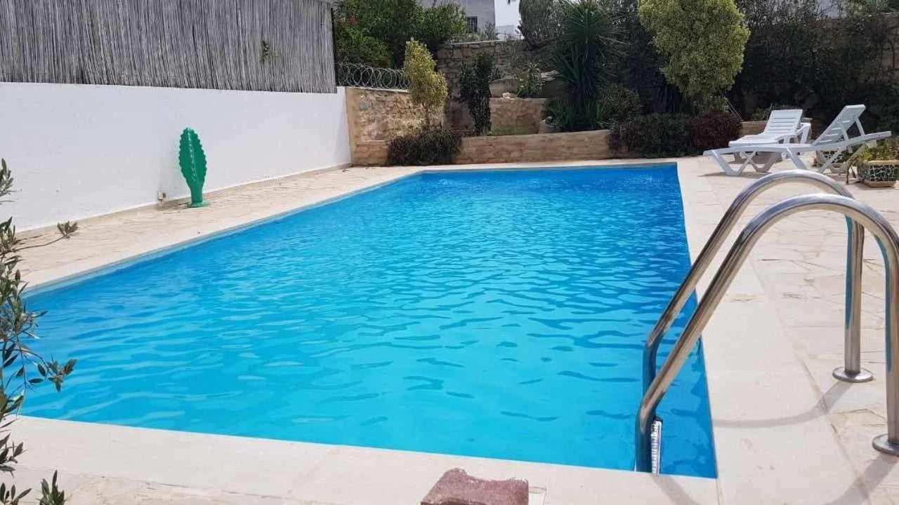 La Maison Les Pins Chambre D'Hote Chez L'Habitant Ла-Марса Экстерьер фото
